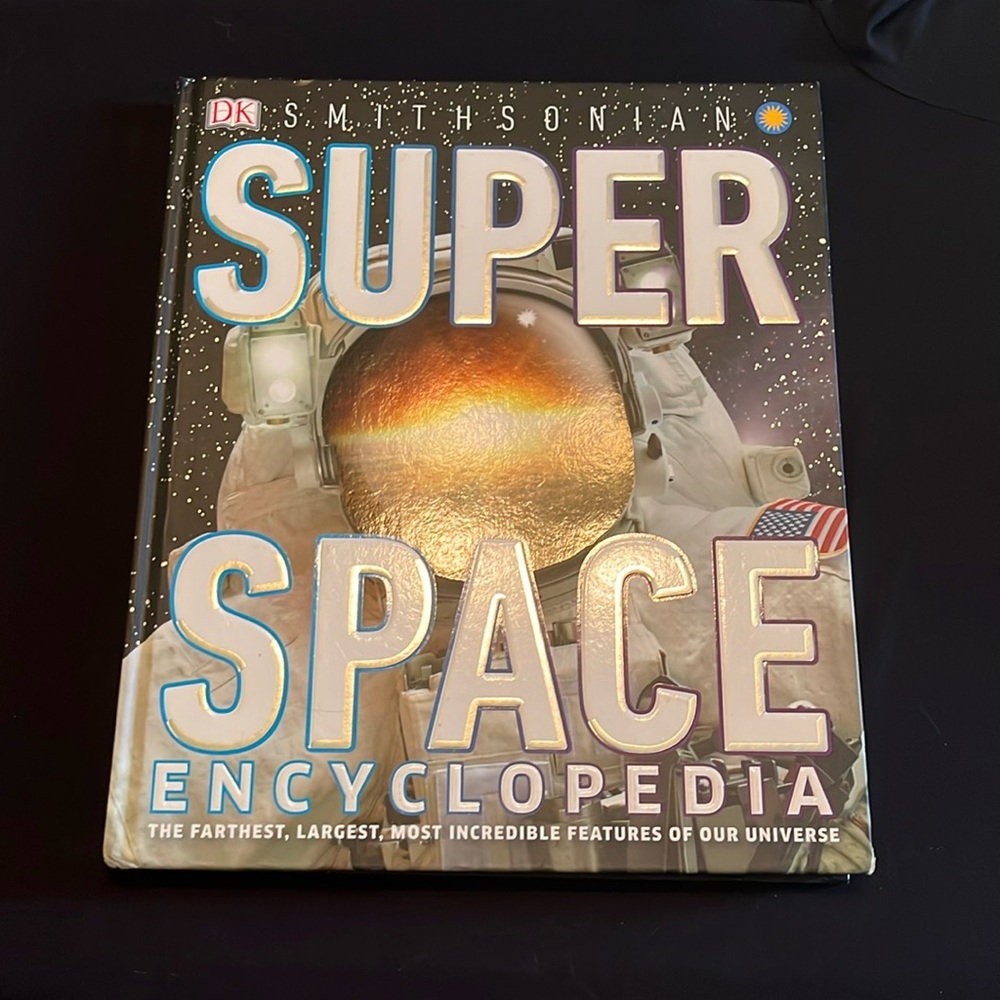 SMITHSONIAN SUPER SPACE ENCYCLOPEDIA BOOK